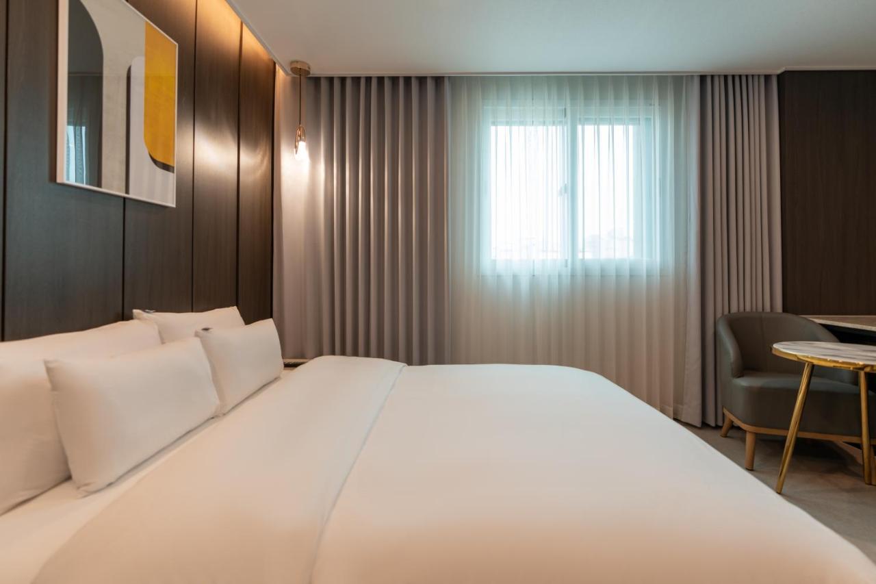 Jecheon Hound Hotel Chechon Экстерьер фото