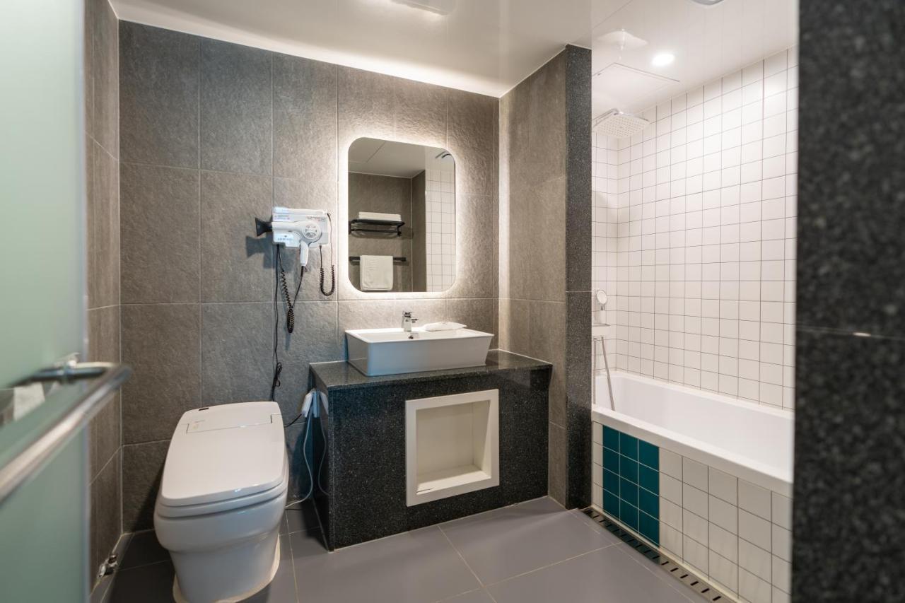 Jecheon Hound Hotel Chechon Экстерьер фото