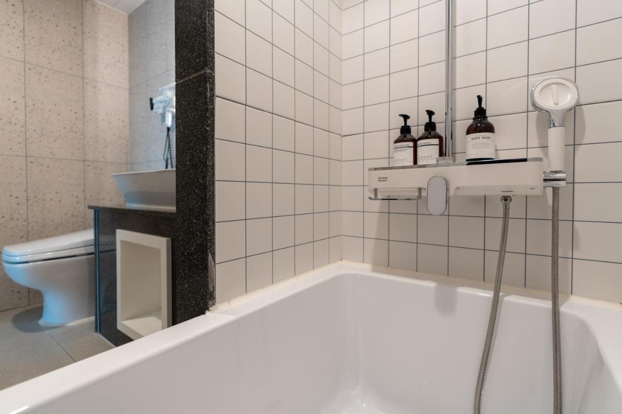 Jecheon Hound Hotel Chechon Экстерьер фото