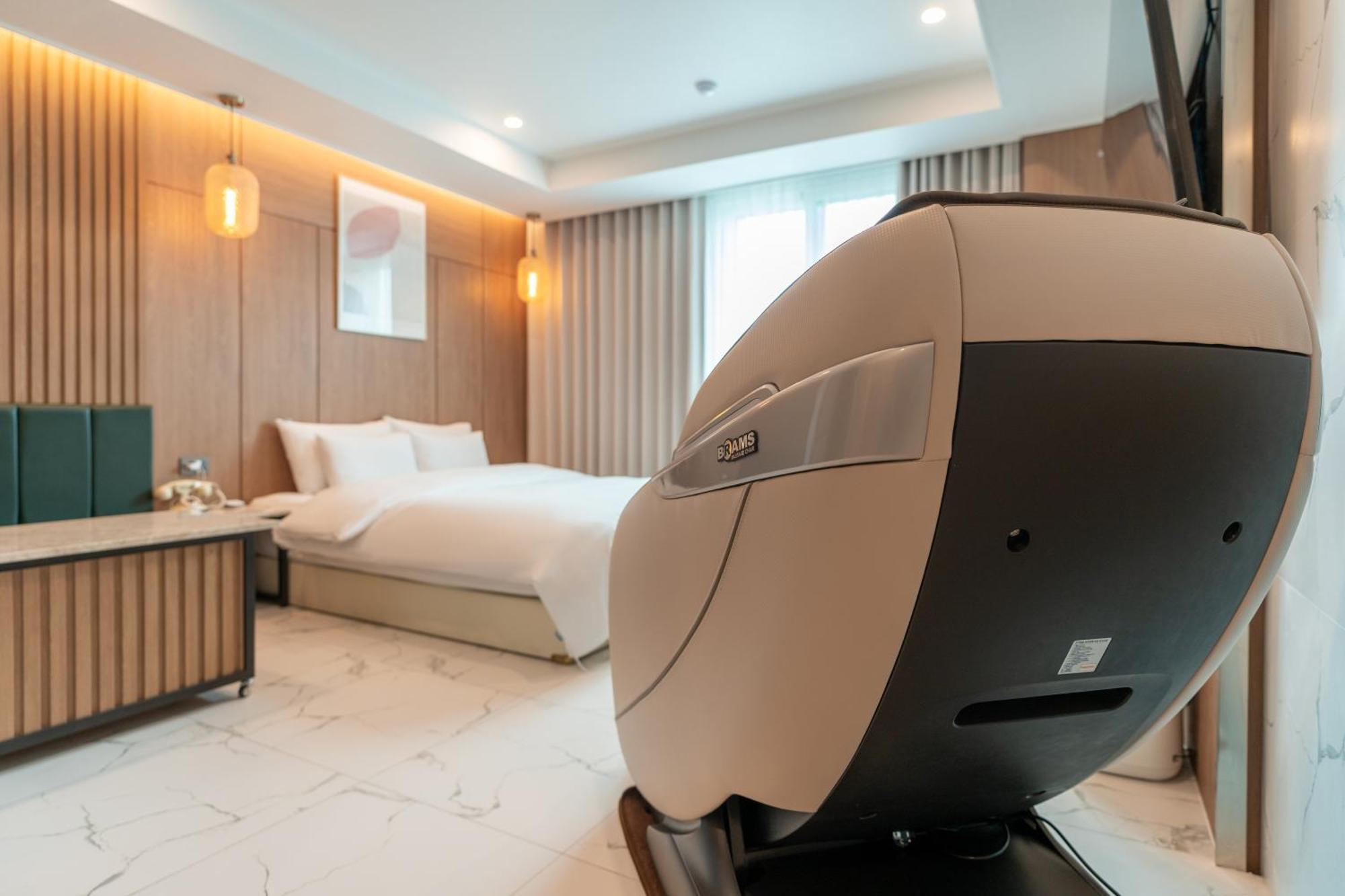 Jecheon Hound Hotel Chechon Экстерьер фото