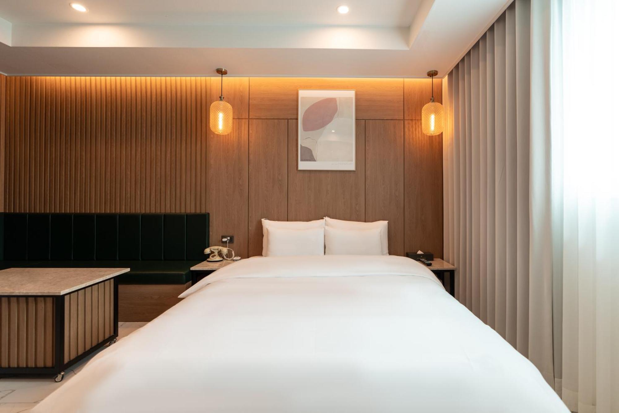 Jecheon Hound Hotel Chechon Экстерьер фото