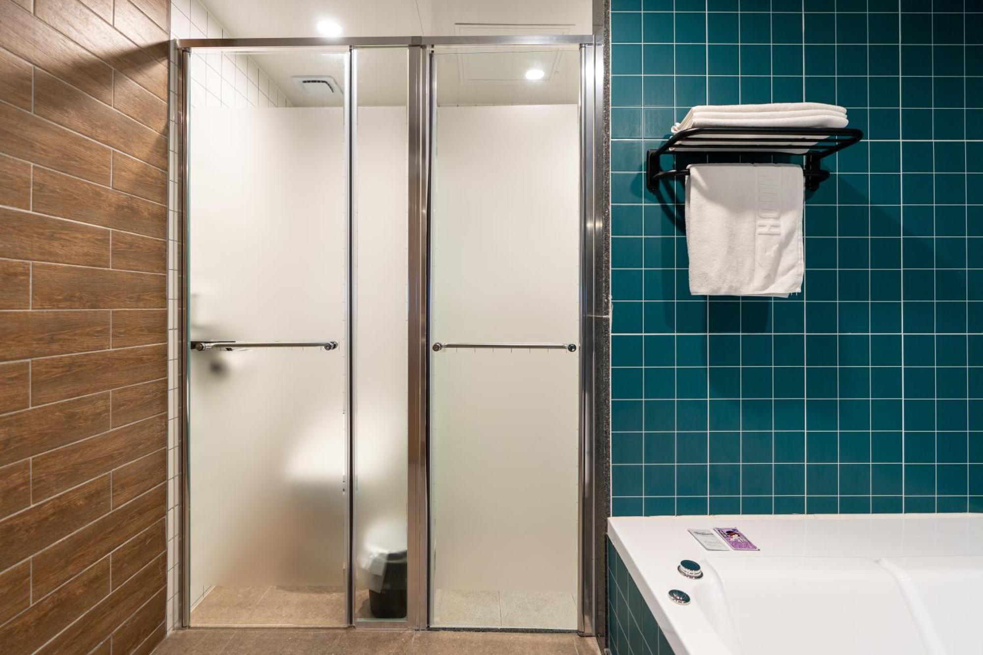 Jecheon Hound Hotel Chechon Экстерьер фото